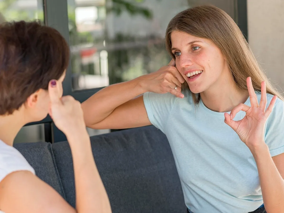 Mlčení ve skupině: hluboké přemýšlení nebo prostě nezájem?
