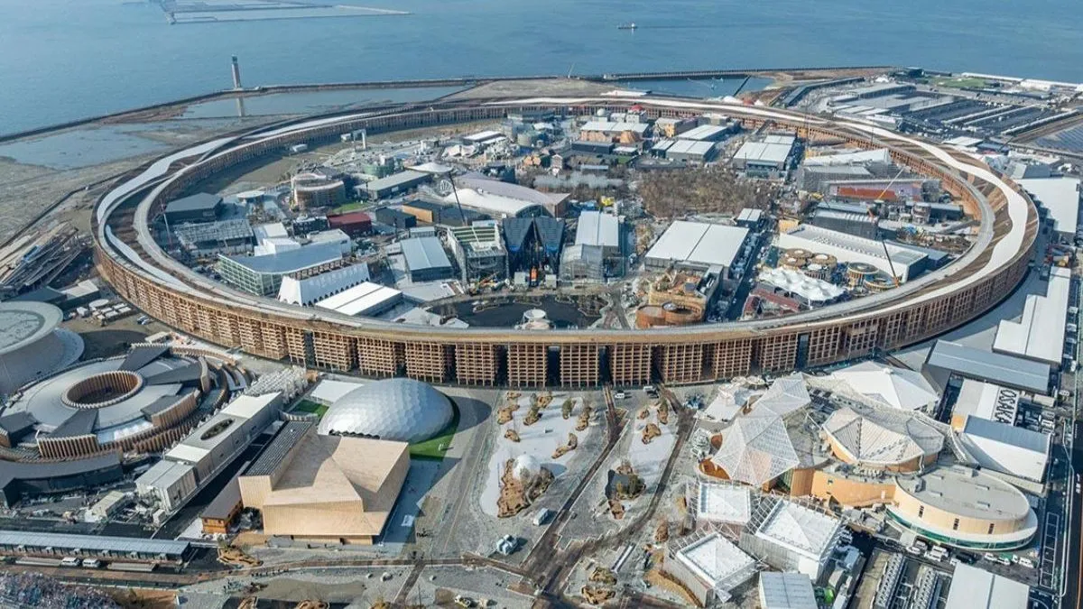 Architektonický zázrak na Yumeshimě: velký prstenec